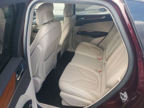 Used 2019 Lincoln MKC Select w/ Select Plus Package image 10