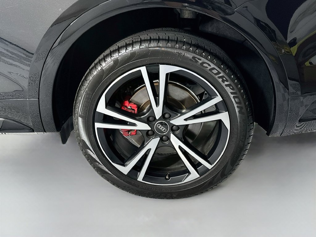 Used 2025 Audi Q5 2.0T Premium Plus AWD/4WD image 33
