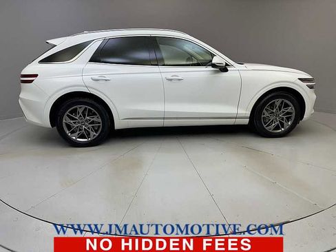 Used 2024 Genesis GV70 2.5T w/ Select Package image 6