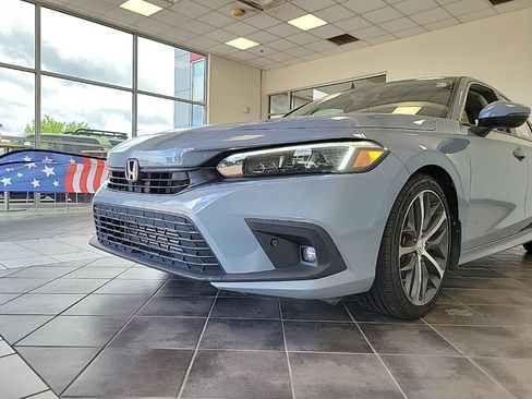 Used 2023 Honda Civic Touring image 16