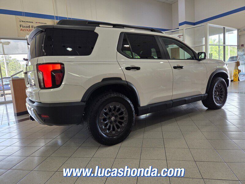 Used 2026 Honda Passport TrailSport image 4