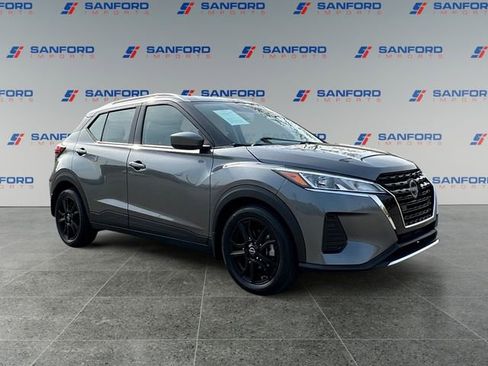 Used 2023 Nissan Kicks SV FWD image 7