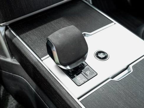 Used 2024 Land Rover Range Rover SE AWD/4WD image 35