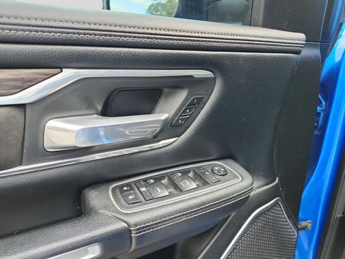 Used 2020 RAM 1500 Laramie image 26