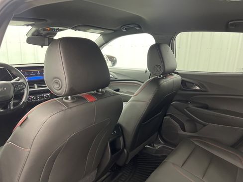 Used 2024 Chevrolet Trax RS w/ Driver Confidence Package image 12