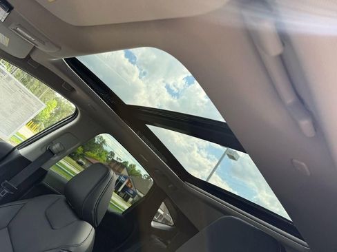 New 2025 Nissan Murano SL image 15