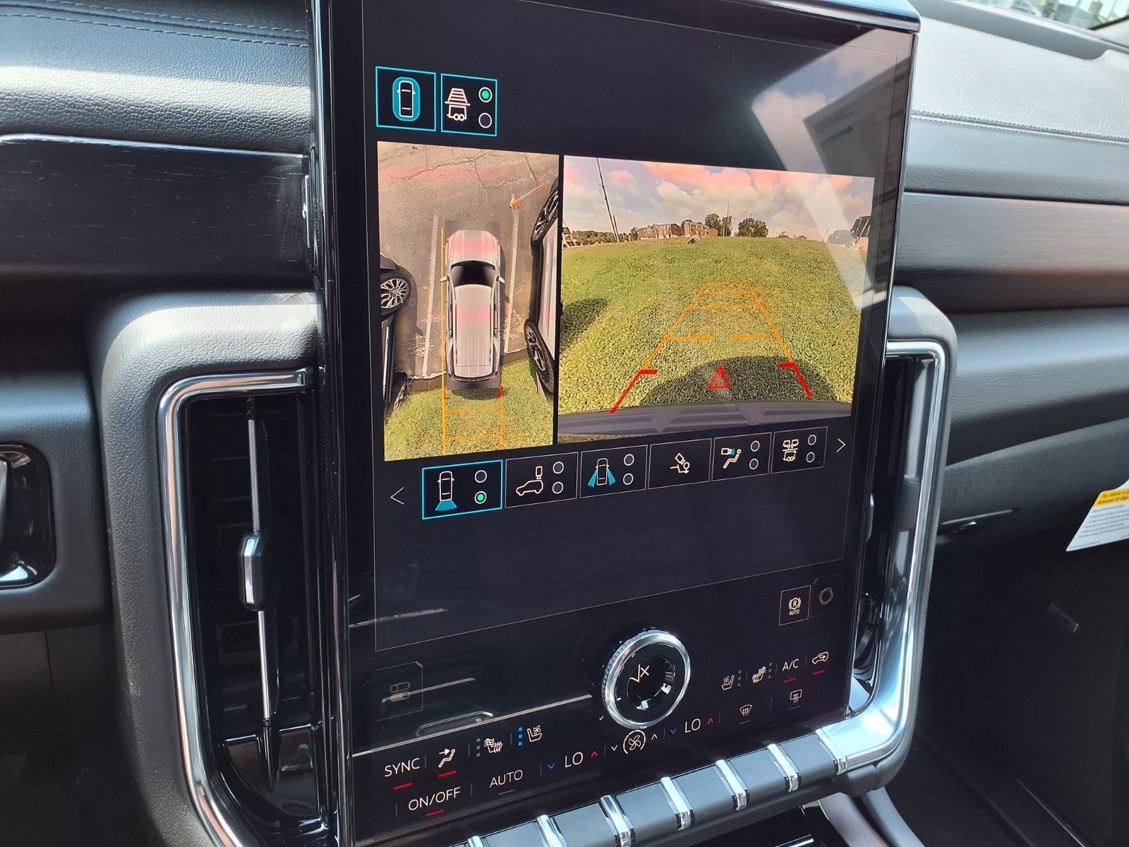 New 2026 GMC Yukon Denali w/ Denali Reserve Package AWD/4WD image 7