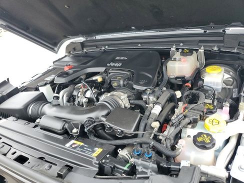 Used 2021 Jeep Wrangler Unlimited Willys image 35