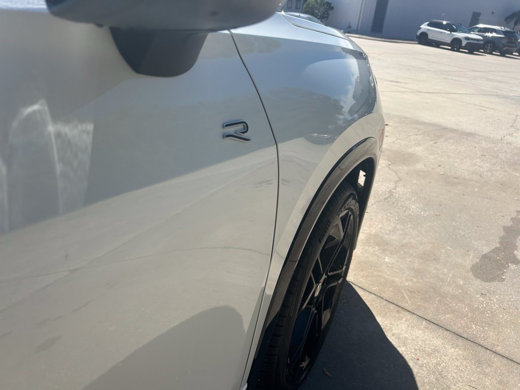 New 2026 Volkswagen Tiguan SE R-Line FWD image 34
