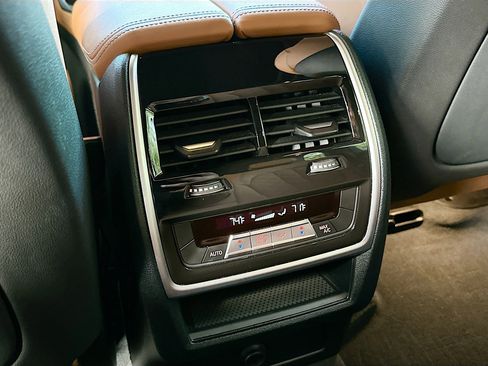 Used 2023 BMW X5 xDrive40i w/ Executive Package image 26