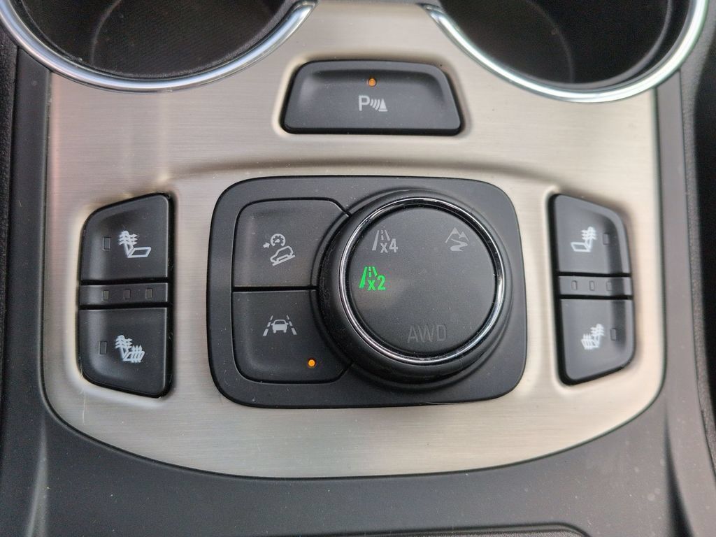 Used 2023 GMC Terrain Denali w/ LPO, Floor Liner Package AWD/4WD image 21