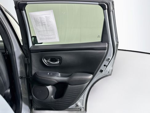 Used 2025 Honda HR-V Sport image 30