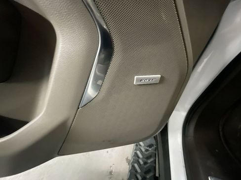 Used 2021 Chevrolet Tahoe Z71 w/ Luxury Package image 24