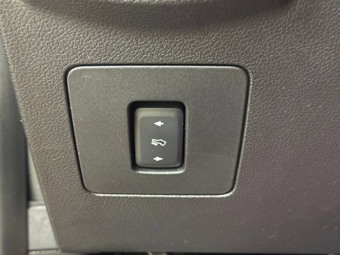 Used 2015 Ford F150 XLT w/ Equipment Group 301A Mid RWD image 35