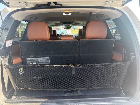 Used 2019 Toyota Sequoia Platinum RWD image 16