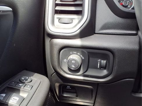 Used 2024 RAM 1500 Big Horn AWD/4WD image 14