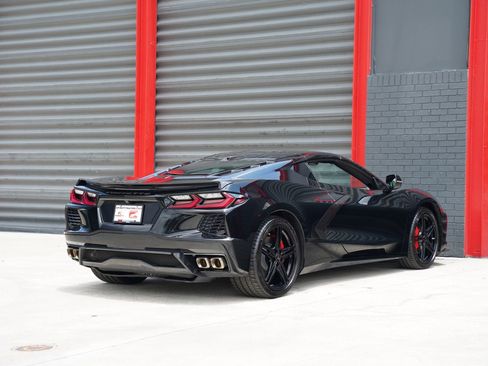 Used 2026 Chevrolet Corvette Stingray Coupe w/ 1LT RWD image 11