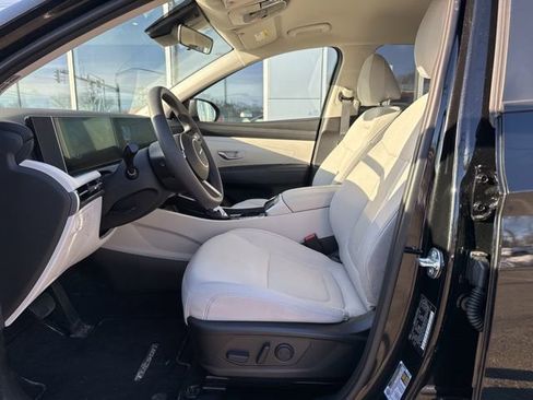 Used 2026 Hyundai Tucson SEL image 12