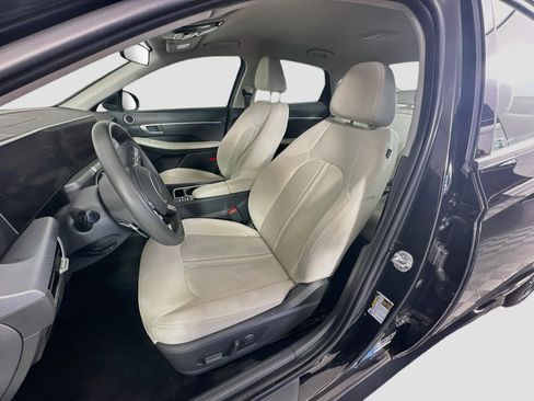 Used 2025 Hyundai Sonata SEL FWD image 13