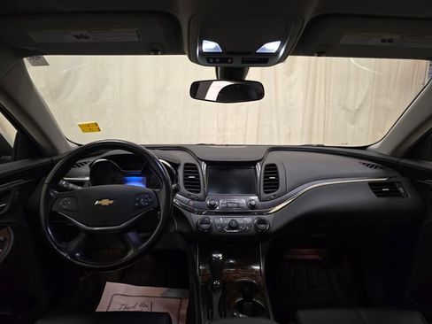 Used 2014 Chevrolet Impala LT FWD image 20