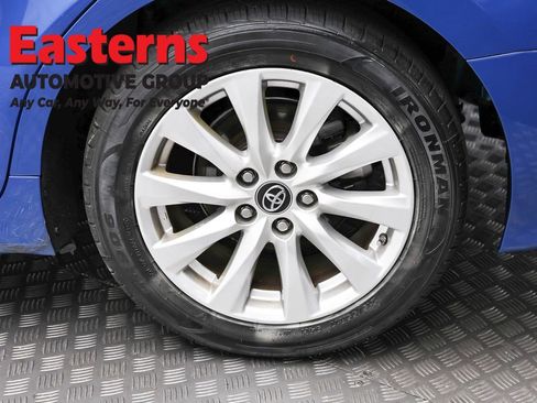 Used 2019 Toyota Camry LE FWD image 8