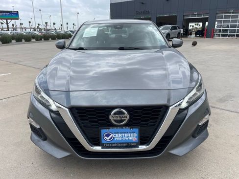 Certified 2022 Nissan Altima 2.5 SV image 6