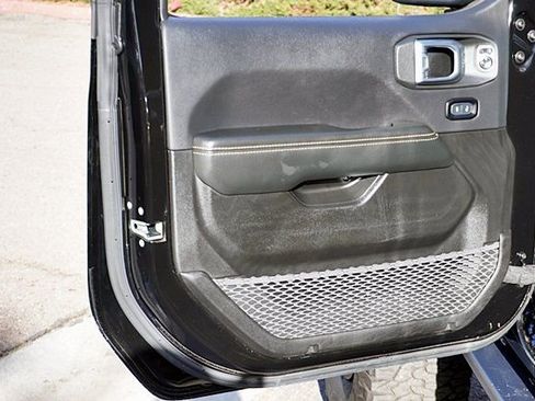 Certified 2024 Jeep Wrangler Unlimited Rubicon 392 image 32