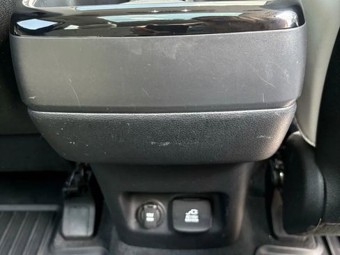 Used 2020 Kia Telluride SX w/ SX Prestige Package image 29