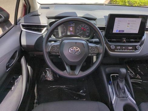 Used 2023 Toyota Corolla LE FWD image 15