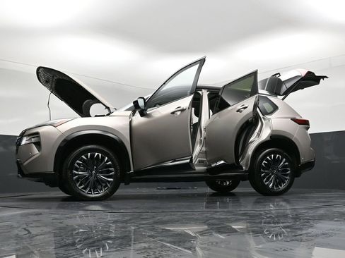 New 2026 Nissan Rogue Platinum w/ Tech Package image 35