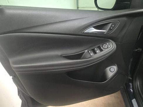 Used 2021 Buick Encore GX Select FWD image 17