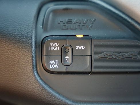 Used 2024 RAM 3500 Big Horn image 23