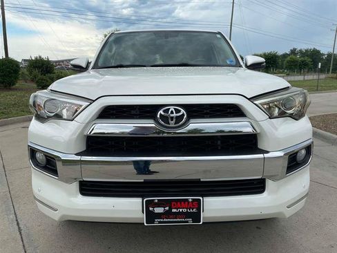 Used 2018 Toyota 4Runner Limited AWD/4WD image 10