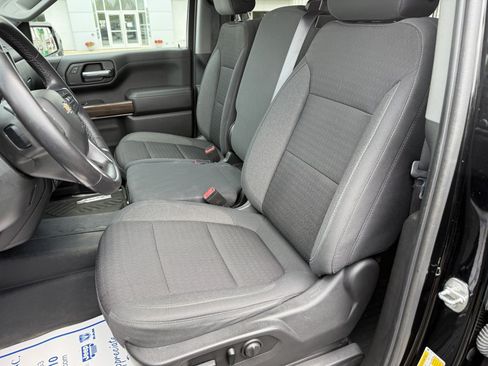 Used 2021 Chevrolet Silverado 1500 LT AWD/4WD image 13
