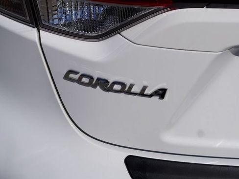 Used 2024 Toyota Corolla LE FWD image 10