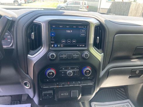 Used 2019 Chevrolet Silverado 1500 LT w/ All-Star Edition AWD/4WD image 22