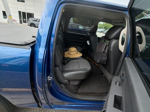 Used 2011 RAM 1500 Sport RWD image 3