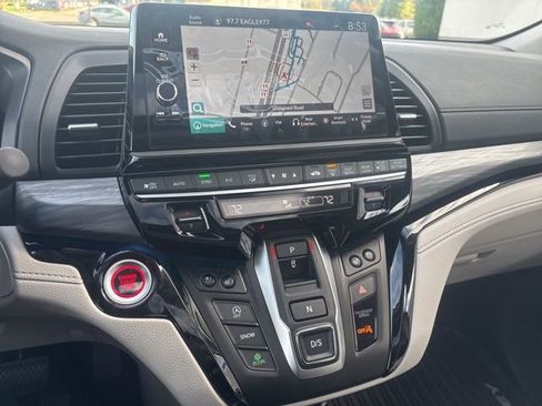 New 2026 Honda Odyssey Elite image 17