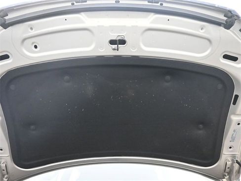 Used 2023 GMC Yukon XL SLT image 23