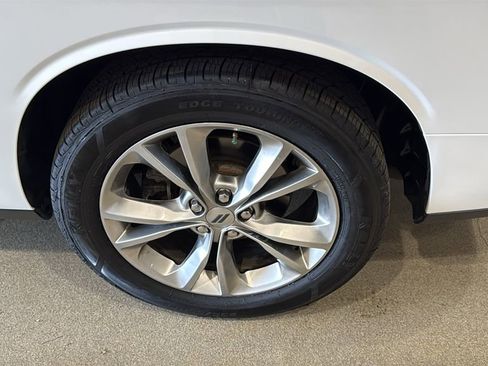Used 2020 Dodge Challenger SXT w/ Cold Weather Group AWD/4WD image 10