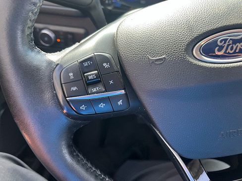 Used 2020 Ford Escape Titanium AWD/4WD image 15