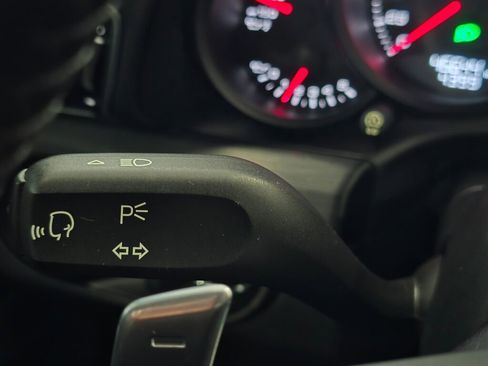 Certified 2018 Porsche 911 Carrera GTS image 38