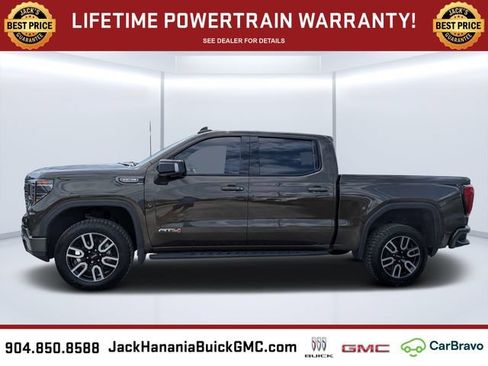 Used 2024 GMC Sierra 1500 AT4 w/ Technology Package AWD/4WD image 5