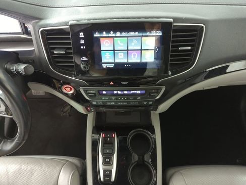 Used 2021 Honda Pilot Elite image 14