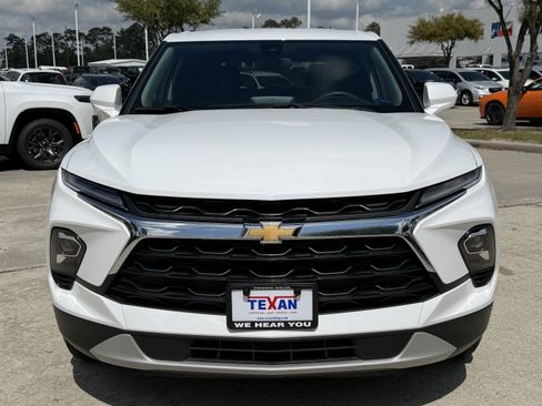 Used 2025 Chevrolet Blazer LT image 11