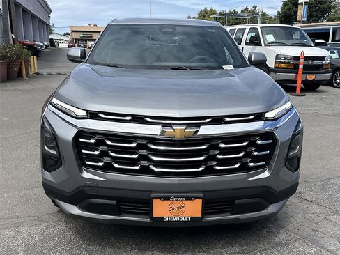 Used 2025 Chevrolet Equinox LT FWD image 8