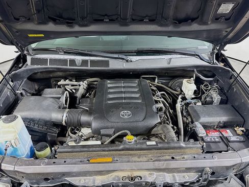 Used 2016 Toyota Sequoia Limited w/ Safety & Convenience Package image 29