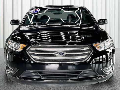 Used 2018 Ford Taurus SEL FWD image 2