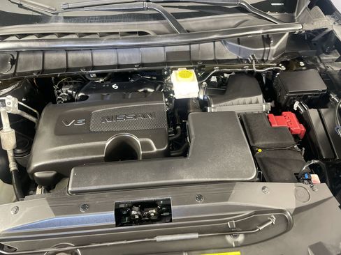 Certified 2024 Nissan Pathfinder Platinum w/ Cargo Package image 29