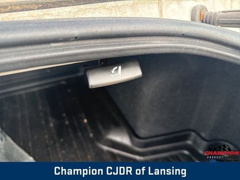 Used 2014 Subaru Legacy 2.5i Premium w/ Moonroof Package image 15